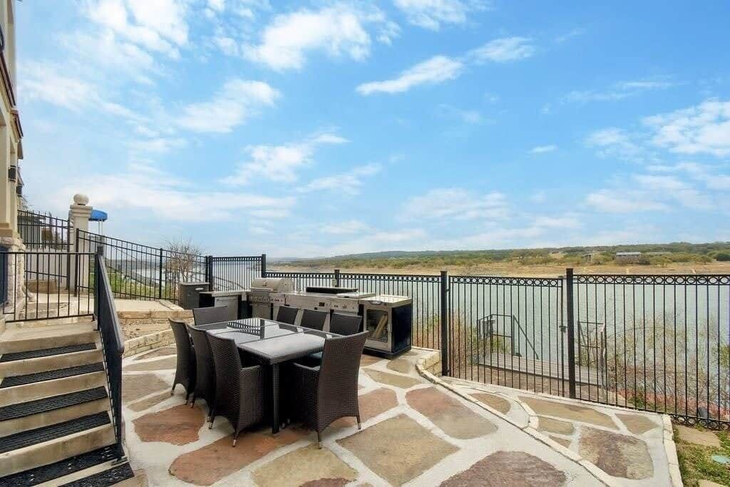 Photo of Outdoor in Briarcliff