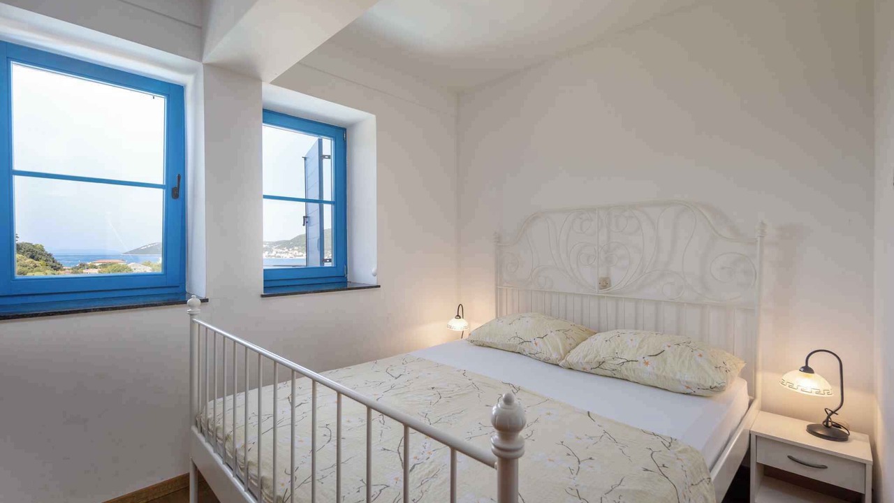 Photo of Bedroom in Supetarska Draga