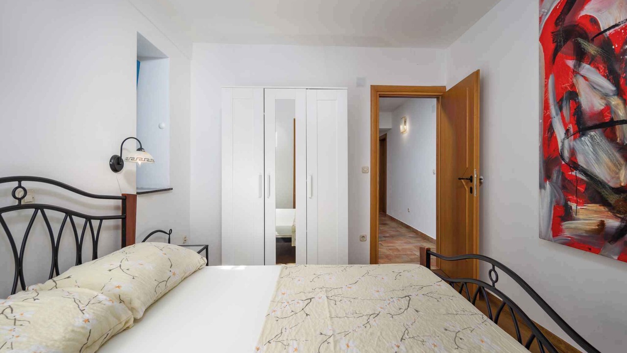 Photo of Bedroom in Supetarska Draga