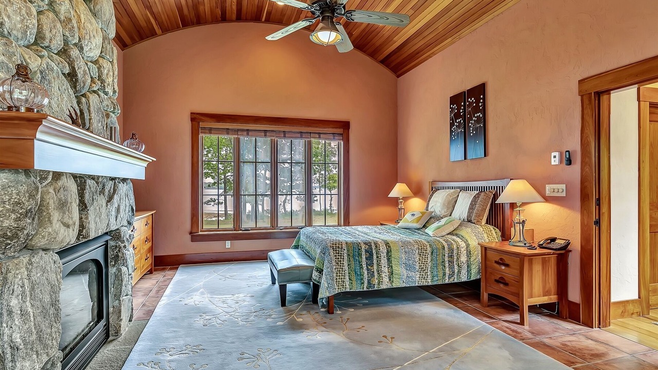 Photo of Bedroom in Yarmouth