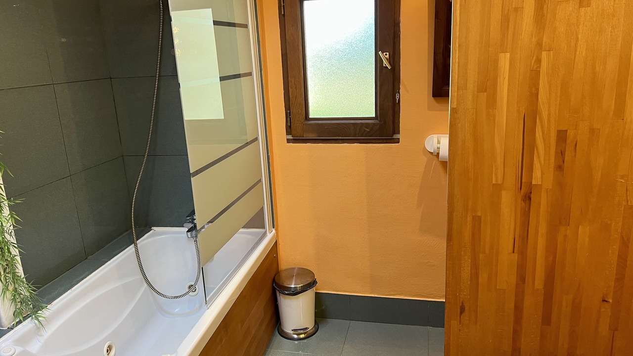 Photo of Bathroom in Saint-Jean-de-Vedas
