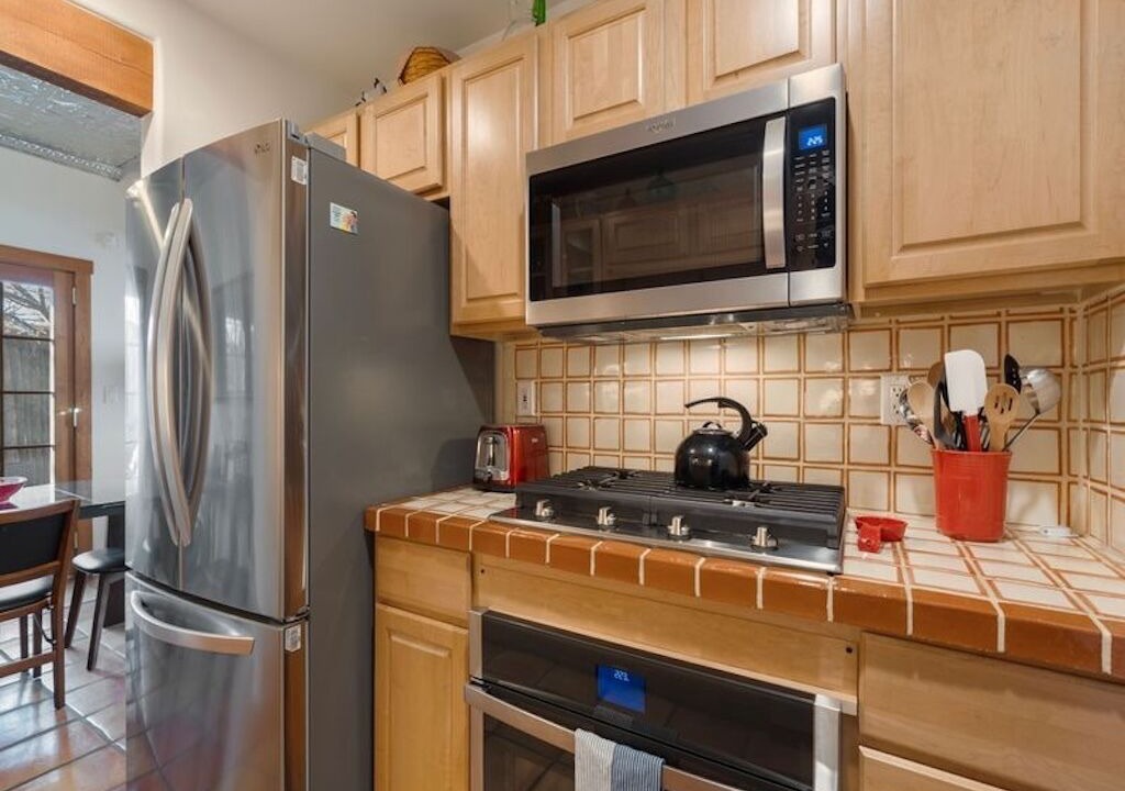 Photo of Kitchen in Northeast Santa Fe