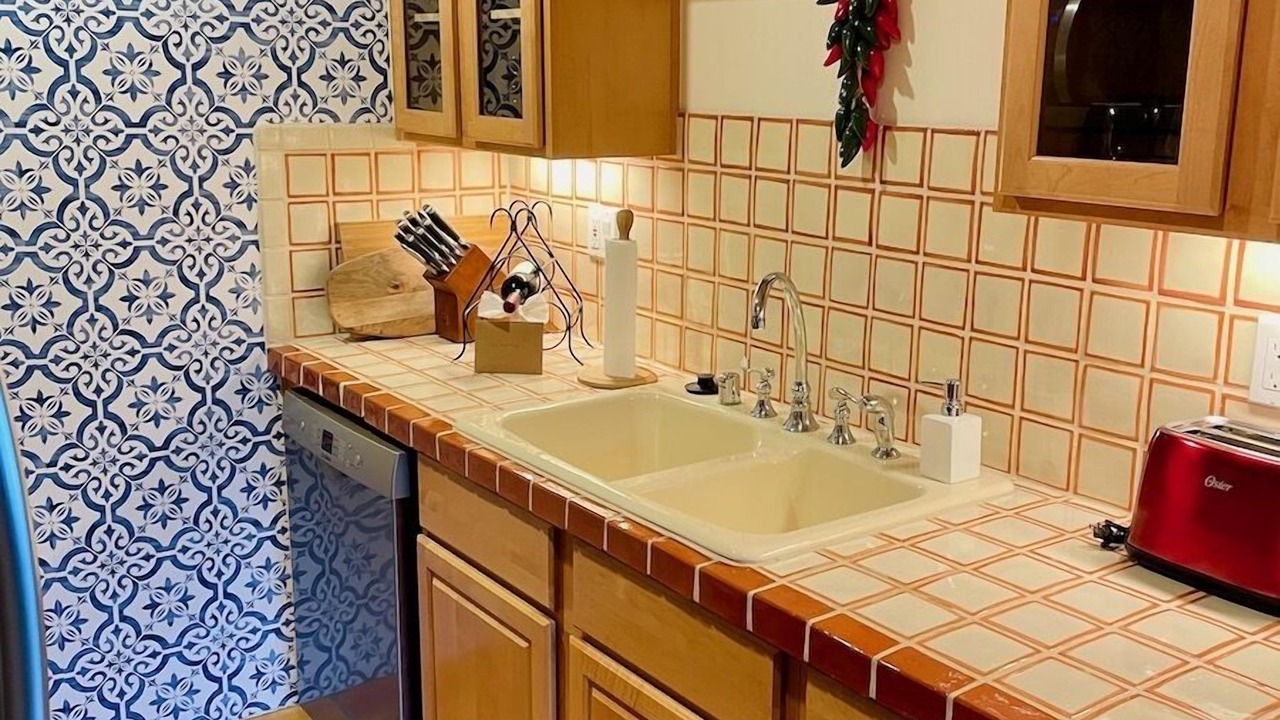 Photo of Kitchen in Northeast Santa Fe