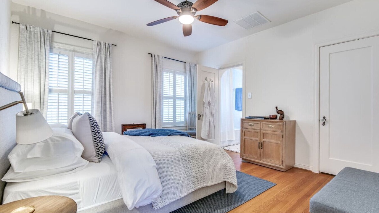 Photo of Bedroom in Greenland Hills