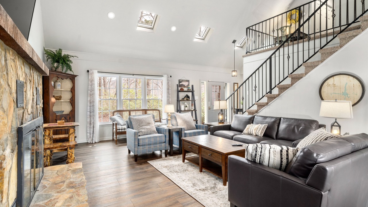 Photo of Livingroom in Lake Lure