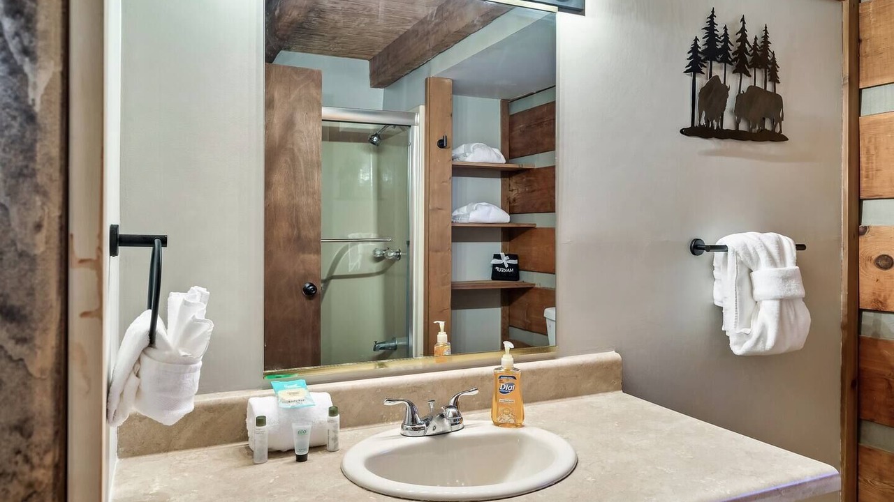 Photo of Bathroom in Gatlinburg - Pigeon Forge