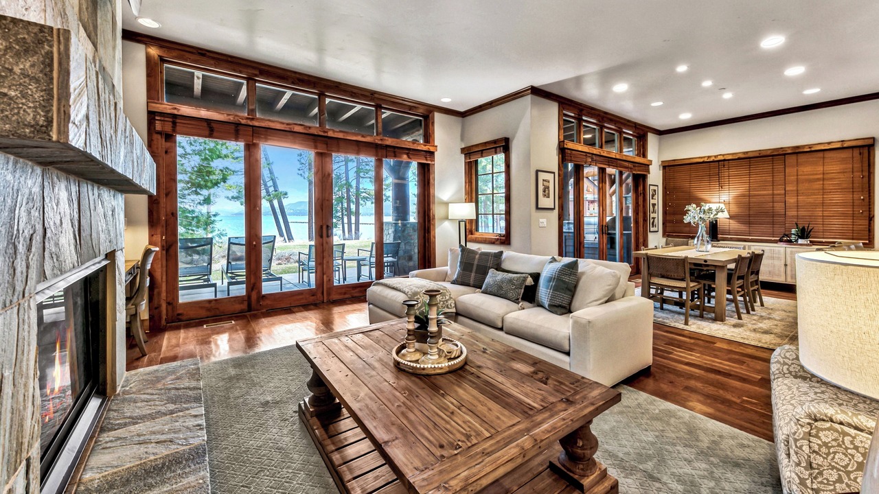 Photo of Livingroom in Sierra Shores