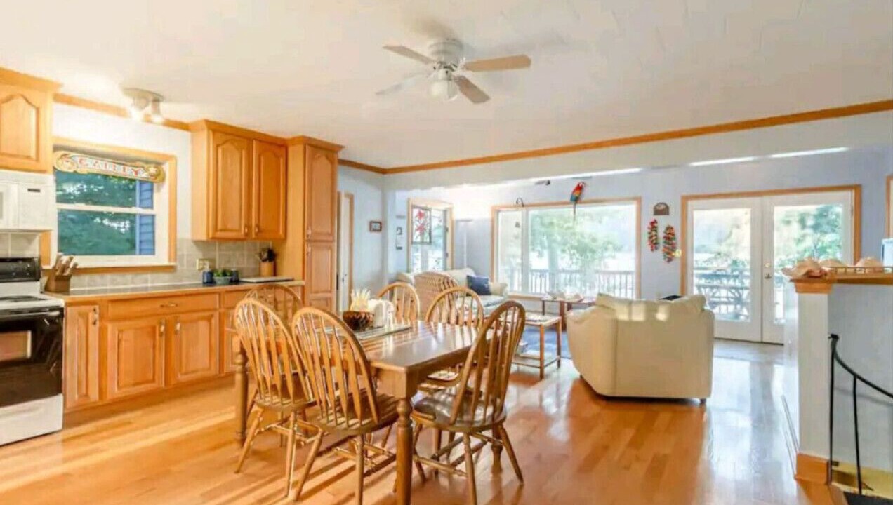Photo of Livingroom in Honeoye
