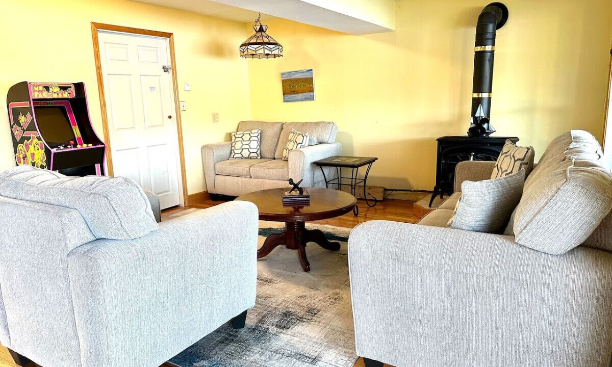 Photo of Livingroom in Honeoye