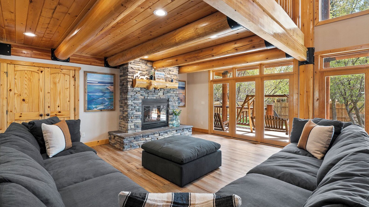 Photo of Livingroom in Garden City