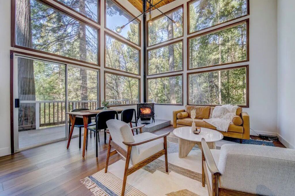 Photo of Livingroom in Nevada City
