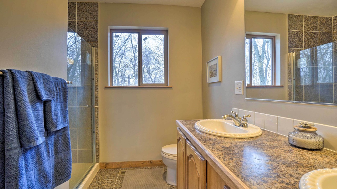 Photo of Bathroom in Buckeye Lake