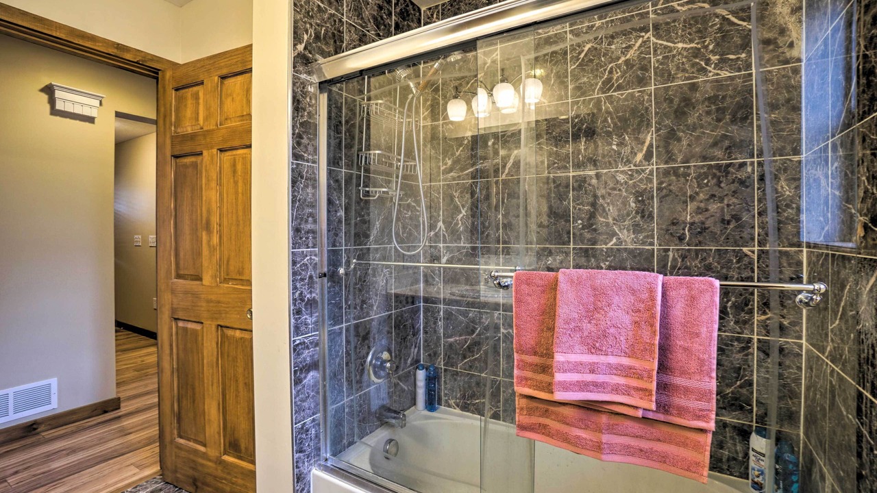 Photo of Bathroom in Buckeye Lake
