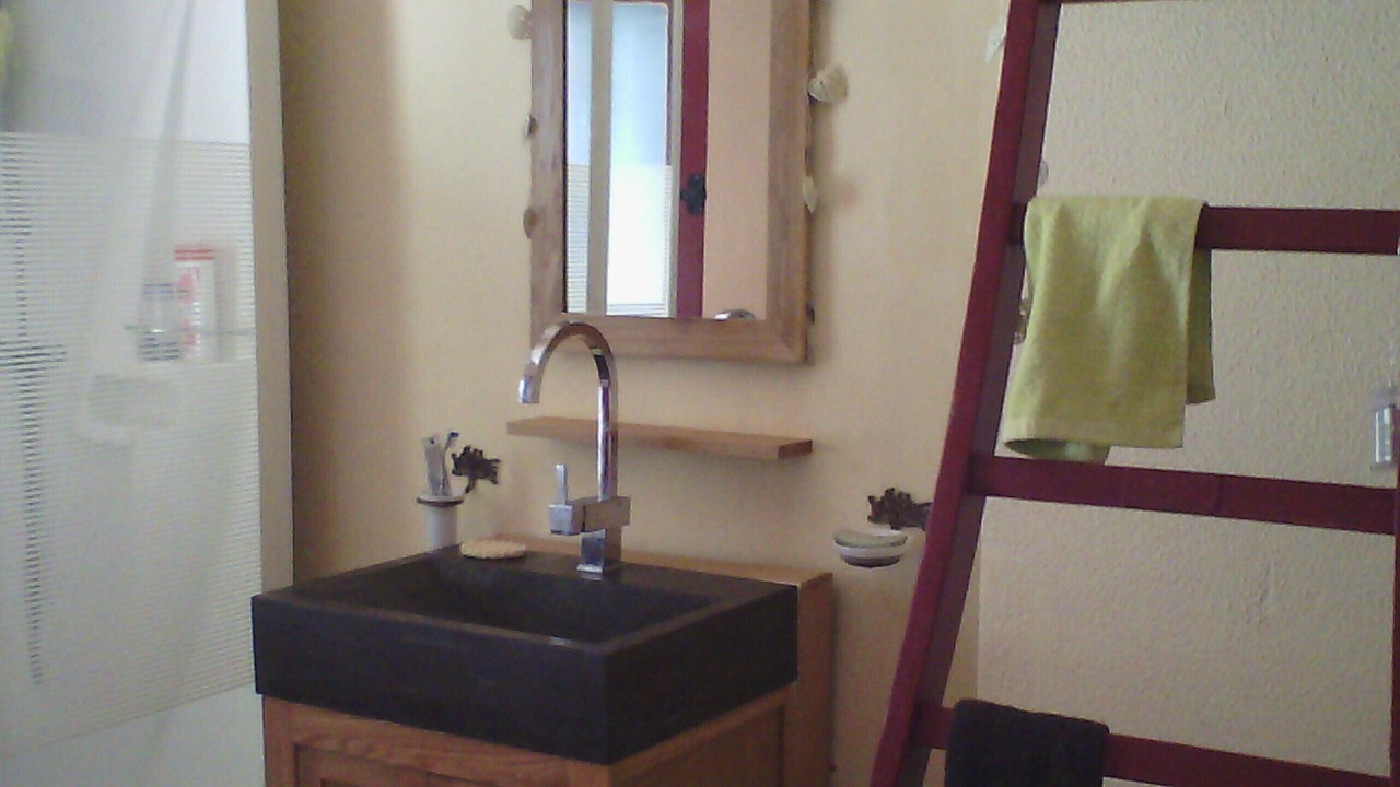 Photo of Bathroom in Tenay