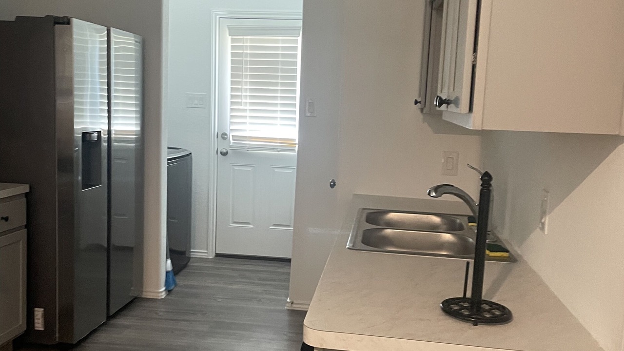 Photo of Kitchen in Porter