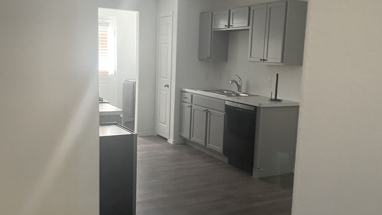 Photo of Kitchen in Porter