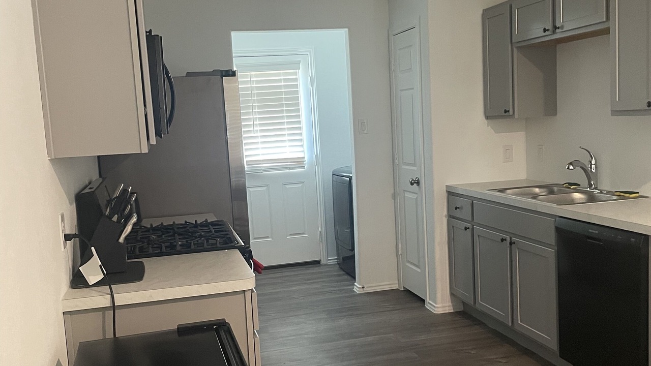 Photo of Kitchen in Porter