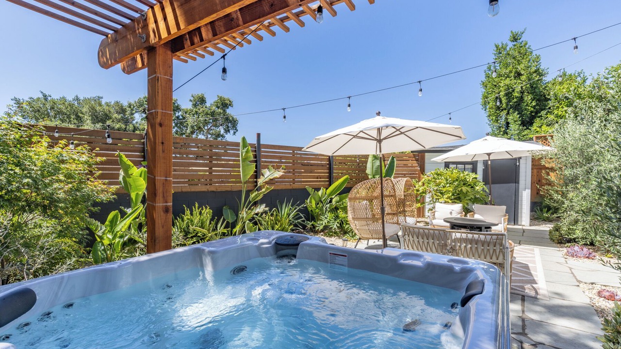 Photo of Patio Balcony in Boyes Hot Springs