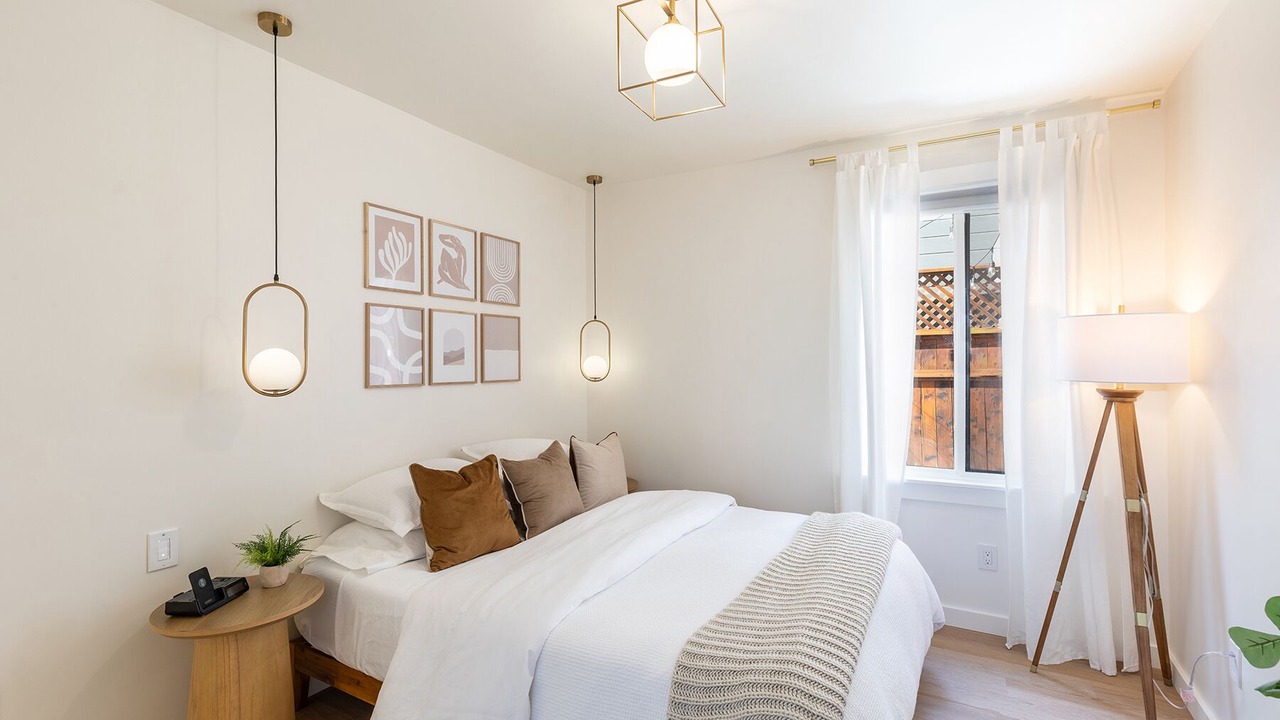 Photo of Bedroom in Boyes Hot Springs