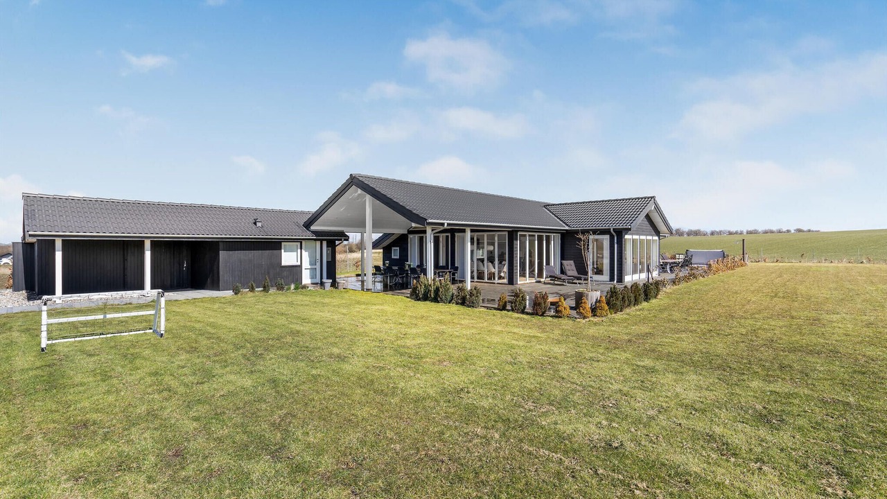 Photo of Outdoor in Frolunde