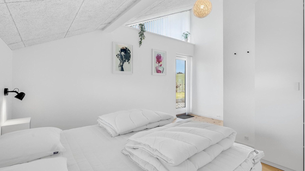 Photo of Others in Frolunde