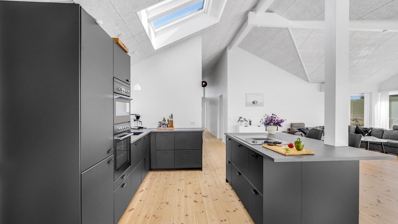 Photo of Others in Frolunde