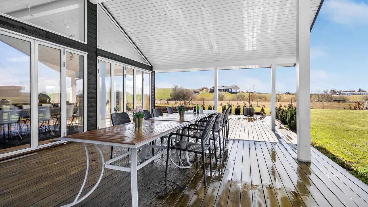 Photo of Others in Frolunde