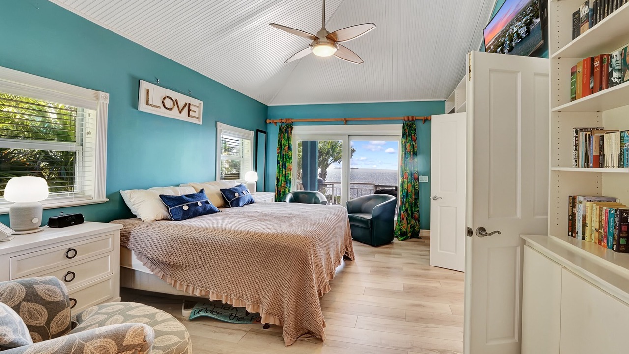 Photo of Bedroom in Cudjoe Key