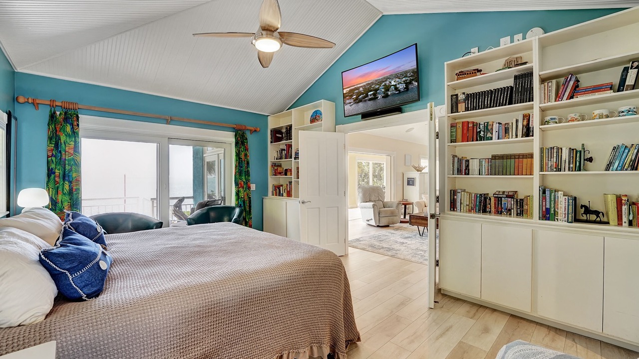 Photo of Bedroom in Cudjoe Key