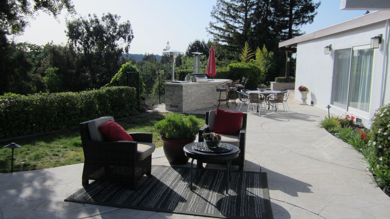 Photo of Others in Alamo