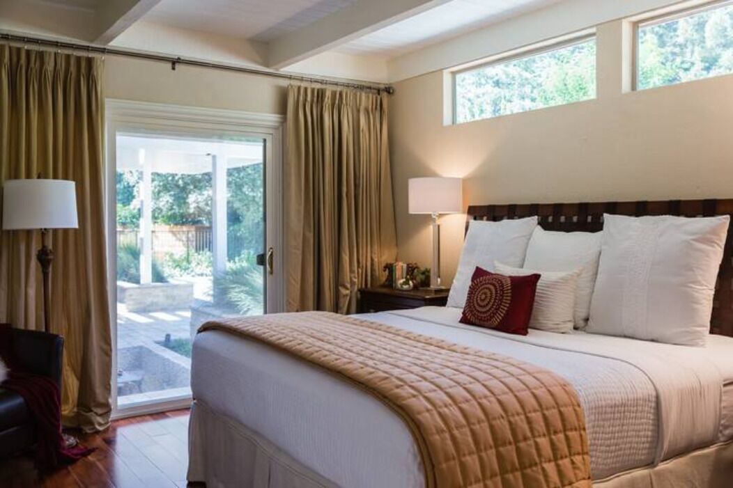 Photo of Others in Alamo