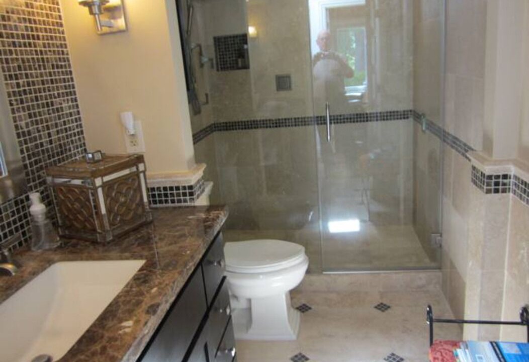 Photo of Bathroom in Alamo