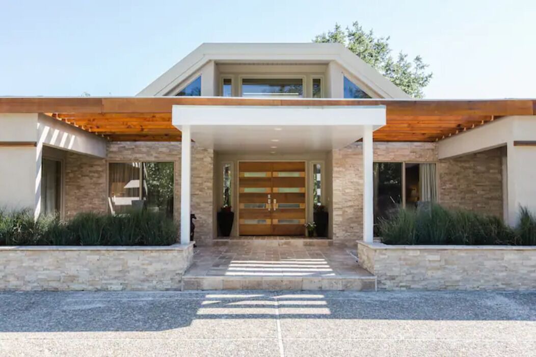 Photo of Others in Alamo