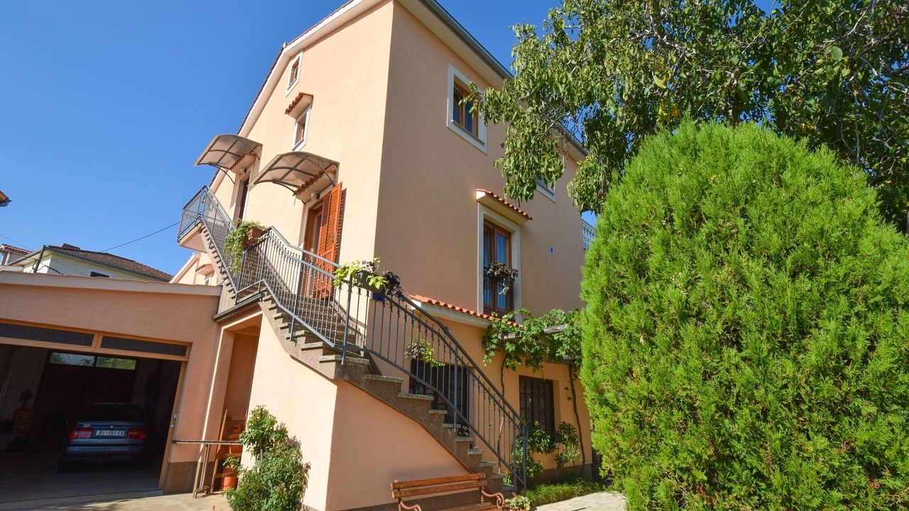 Photo of Outdoor in Malinska-Dubasnica