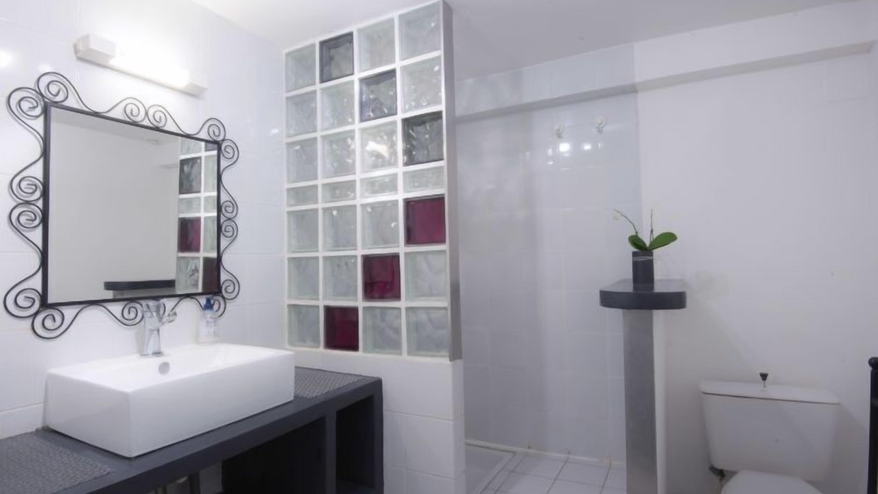 Photo of Bathroom in Creances