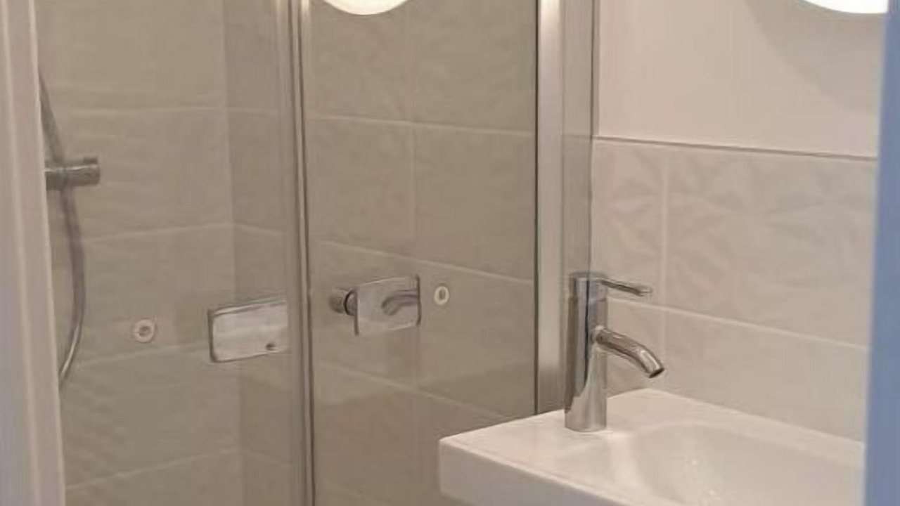 Photo of Bathroom in Lons-le-Saunier