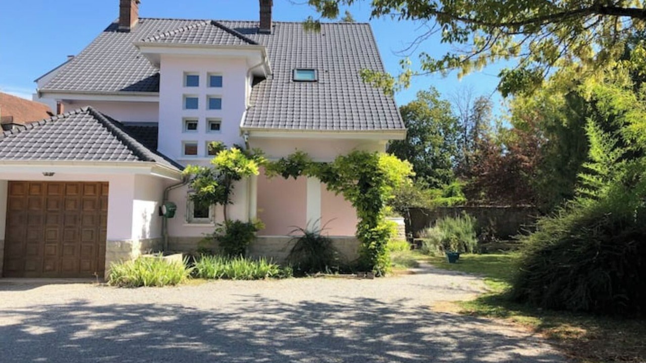 Photo of Outdoor in Lons-le-Saunier