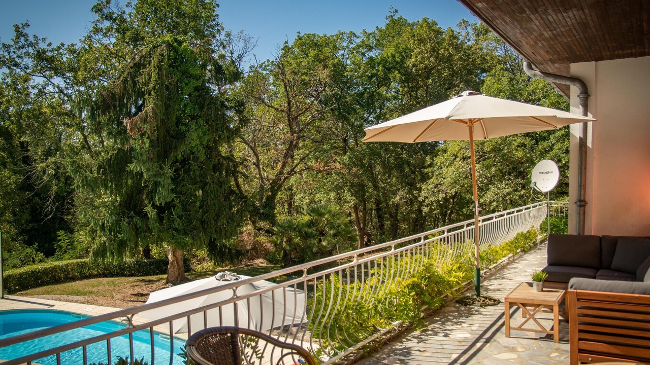 Photo of Patio Balcony in Montmaurin