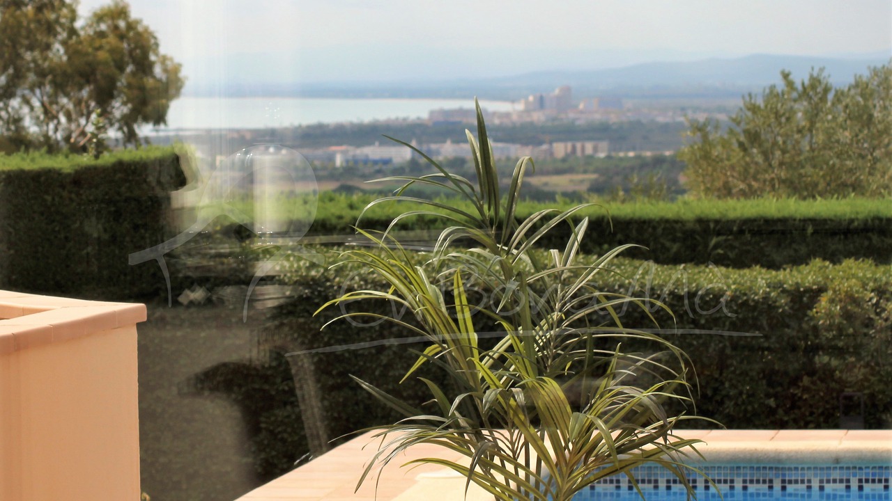 Photo of Outdoor in Palau-Saverdera