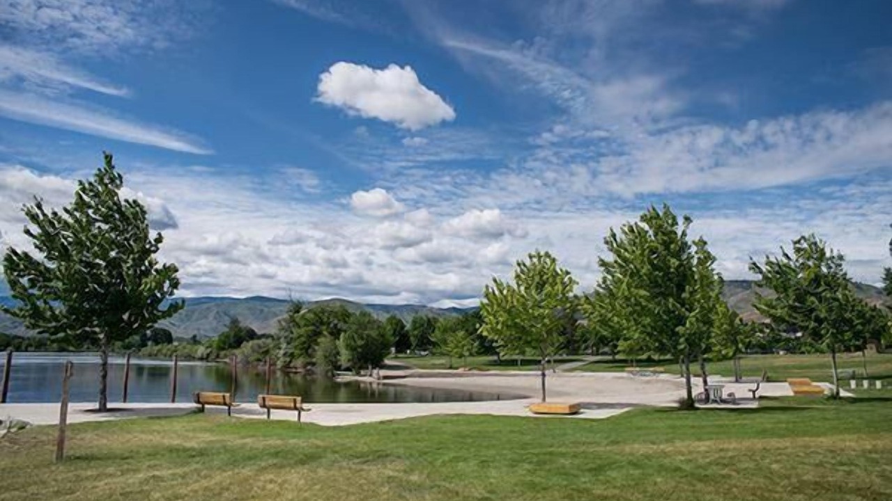 Photo of Others in Wenatchee