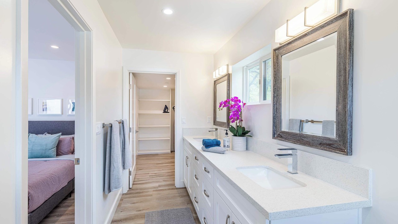 Photo of Bathroom in Los Angeles