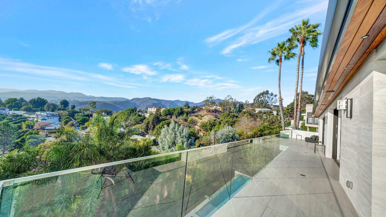 Photo of Patio Balcony in Pacific Palisades