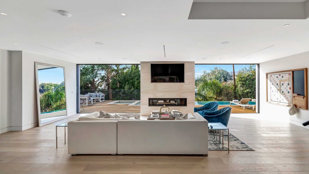 Photo of Livingroom in Pacific Palisades