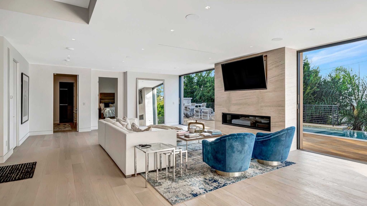 Photo of Livingroom in Pacific Palisades