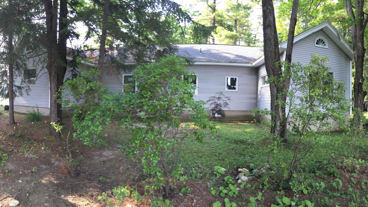 Photo of Outdoor in Lee