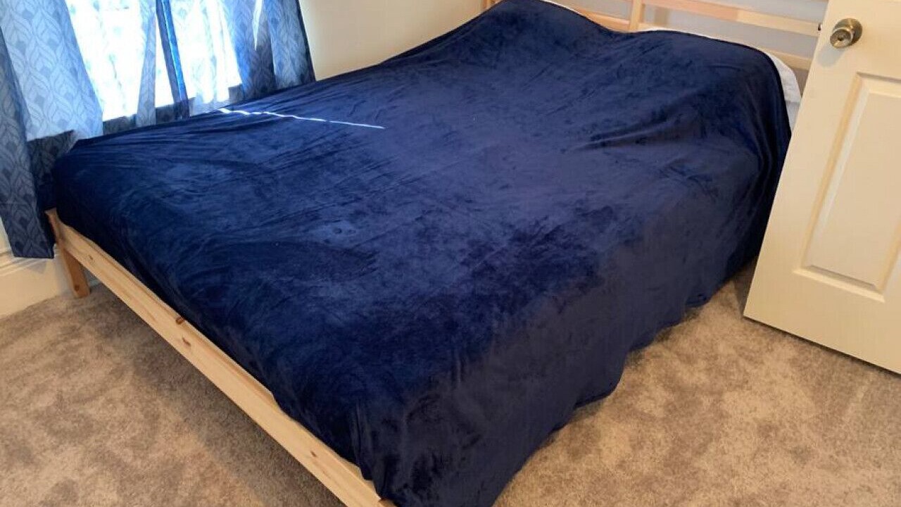 Photo of Bedroom in Oswego