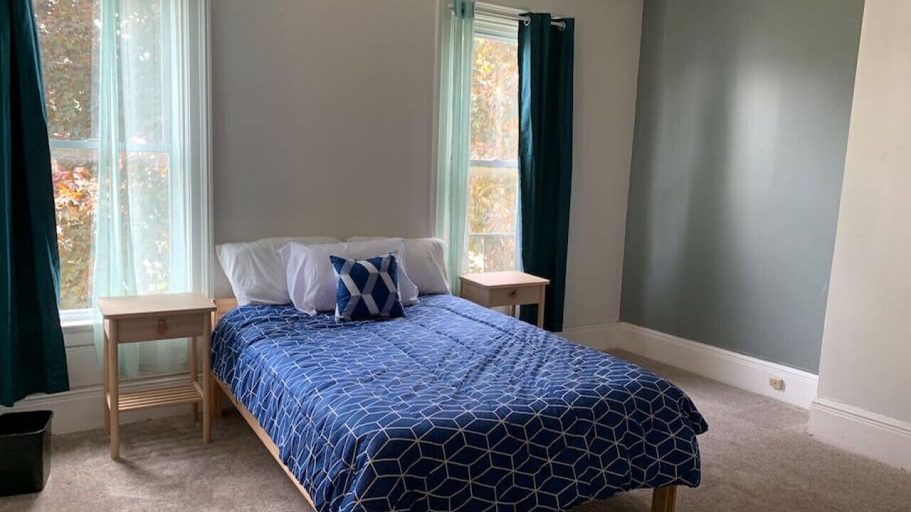 Photo of Bedroom in Oswego