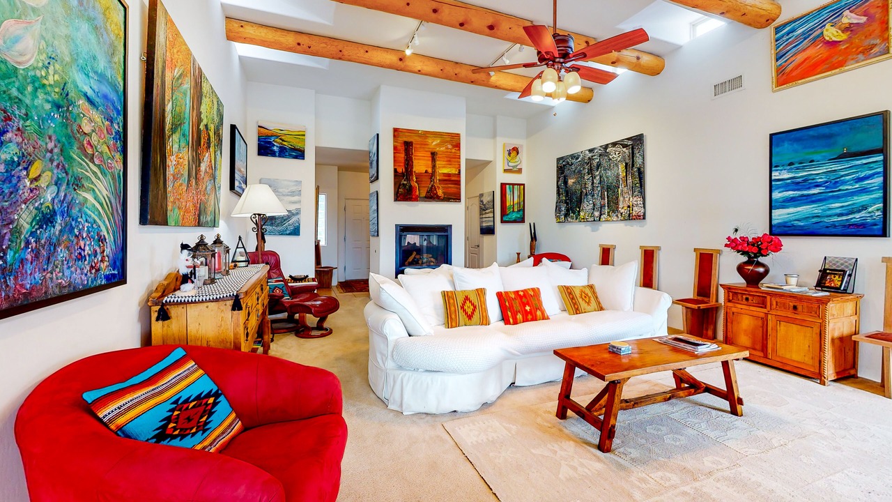 Photo of Livingroom in Santa Fe