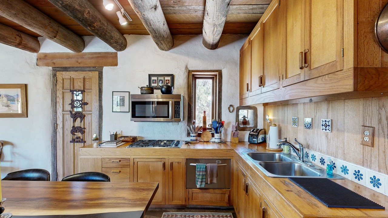 Photo of Kitchen in Canoncito