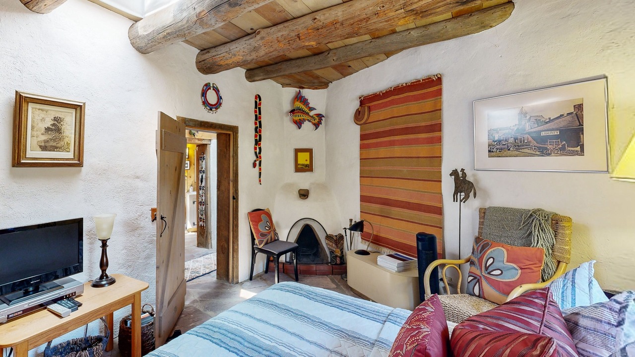 Photo of Bedroom in Canoncito
